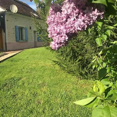Holiday home De Charme A La Campagne Aulnoy